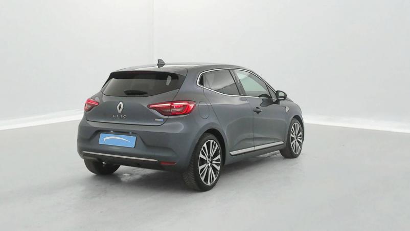 Vente en ligne Renault Clio 5 Clio E-Tech 140 au prix de 17 990 €