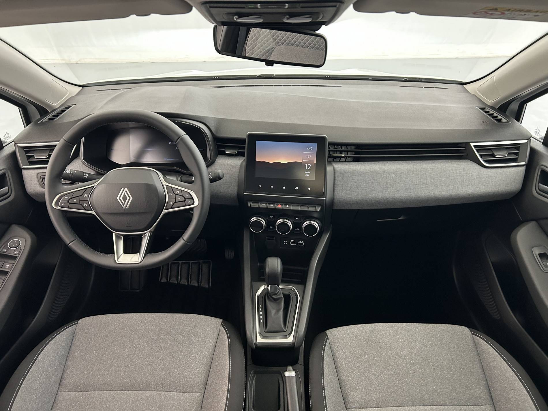 Vente en ligne Renault Clio 5 Clio E-Tech full hybrid 145 ch GSR2 au prix de 19 980 €