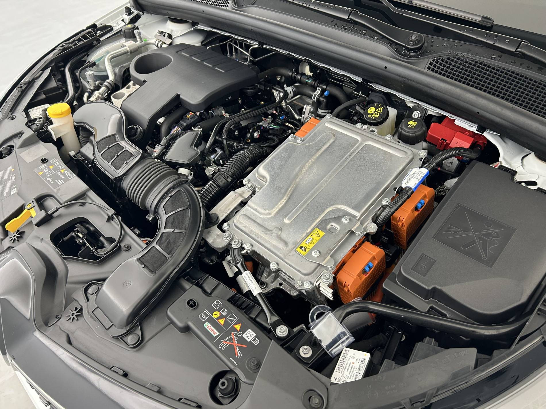 Vente en ligne Renault Clio 5 Clio E-Tech full hybrid 145 ch GSR2 au prix de 19 980 €