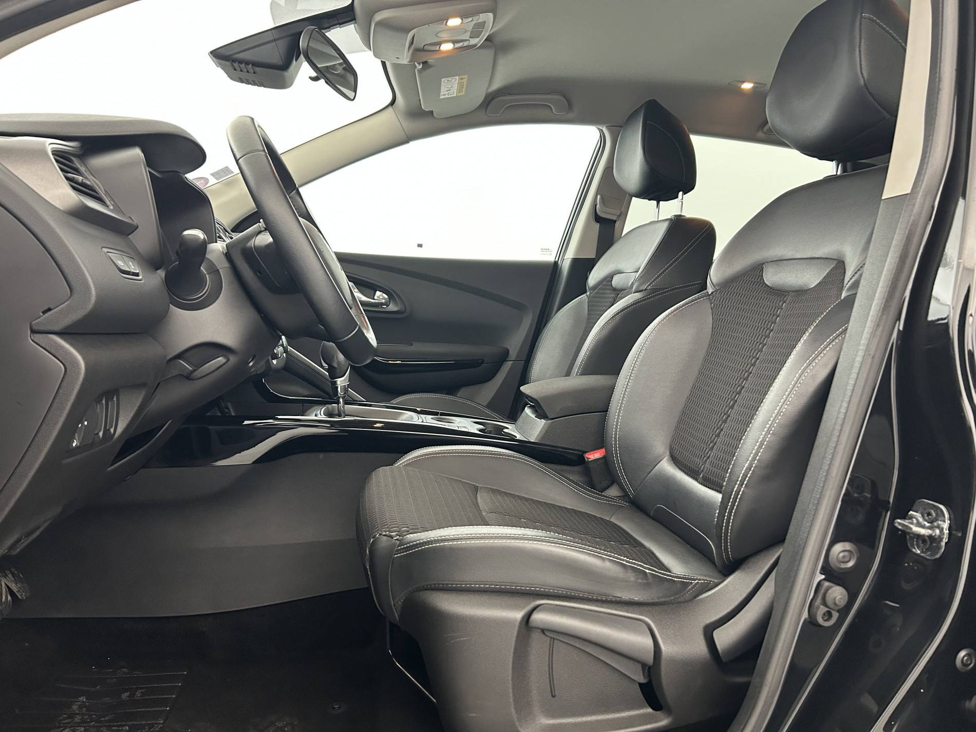 Vente en ligne Renault Kadjar  TCe 130 Energy au prix de 12 590 €