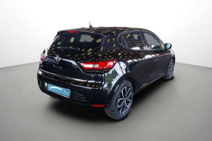 Vente en ligne Renault Clio 4 Clio TCe 90 E6C au prix de 10 990 €