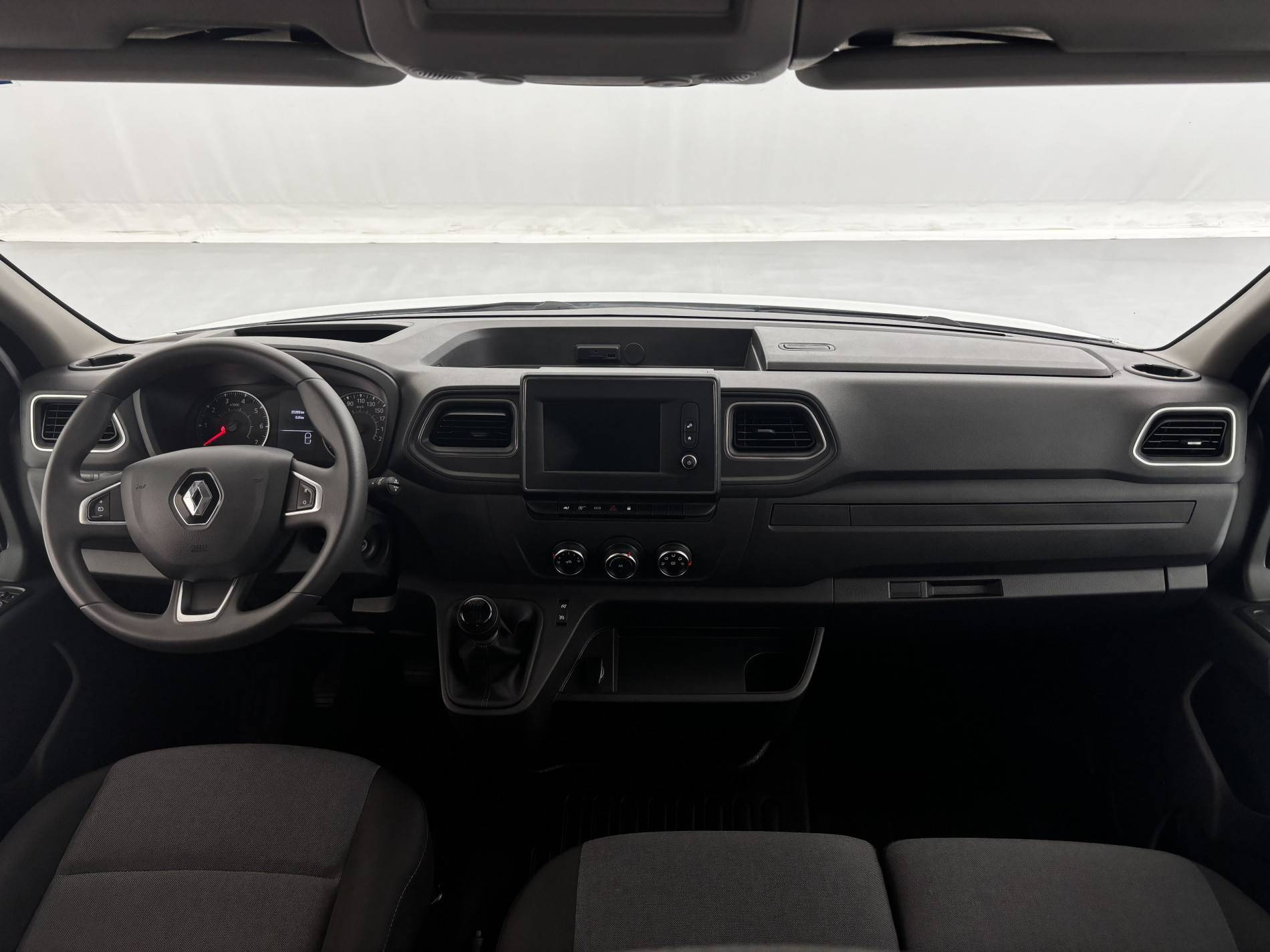 Vente en ligne Renault Master Fourgon MASTER CA TRAC F3500 L2H2 BLUE DCI 150 au prix de 30 990 €