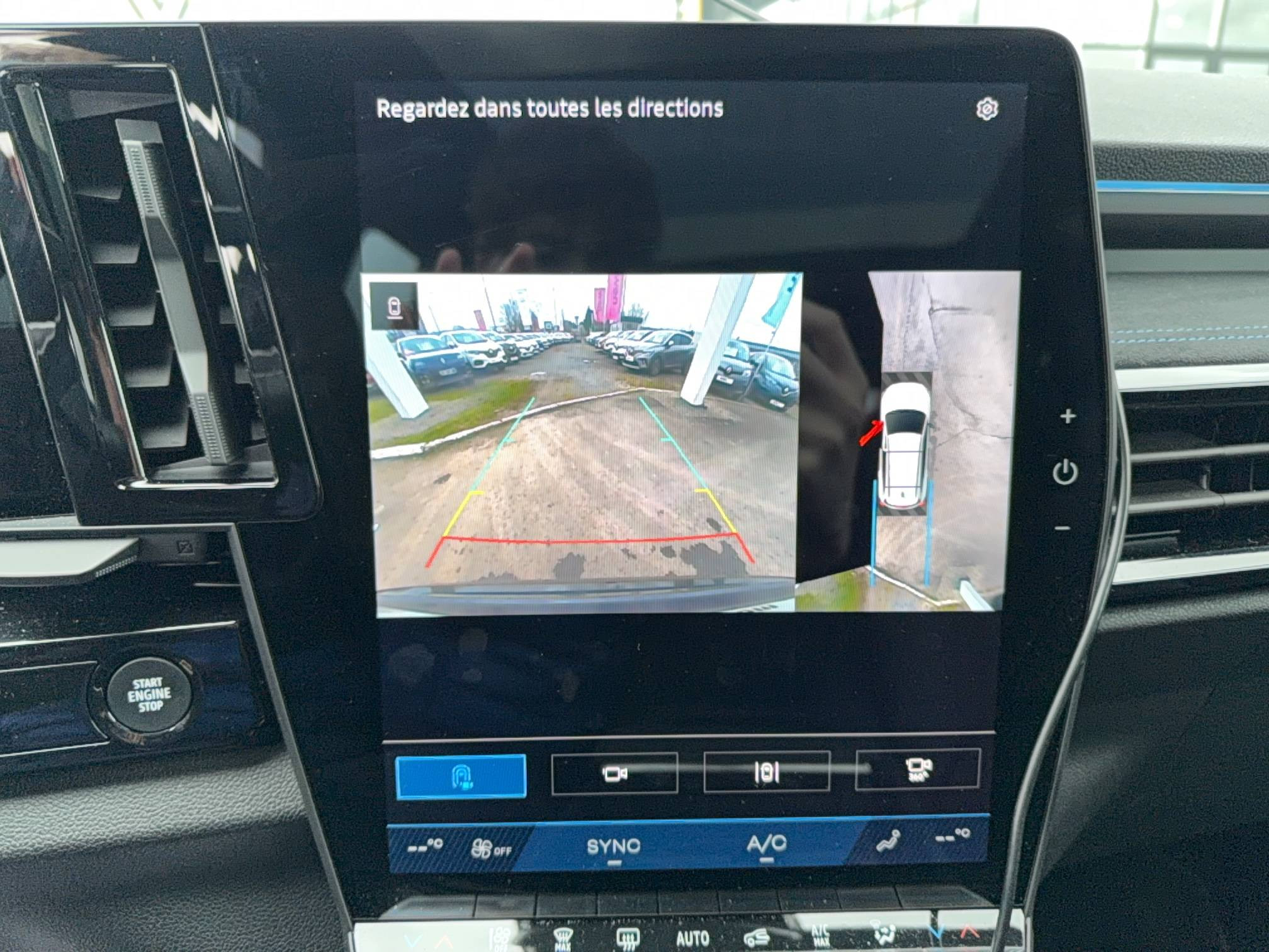 Vente en ligne Renault Espace Espace full hybrid E-Tech 200 ch 7pl au prix de 49 480 €