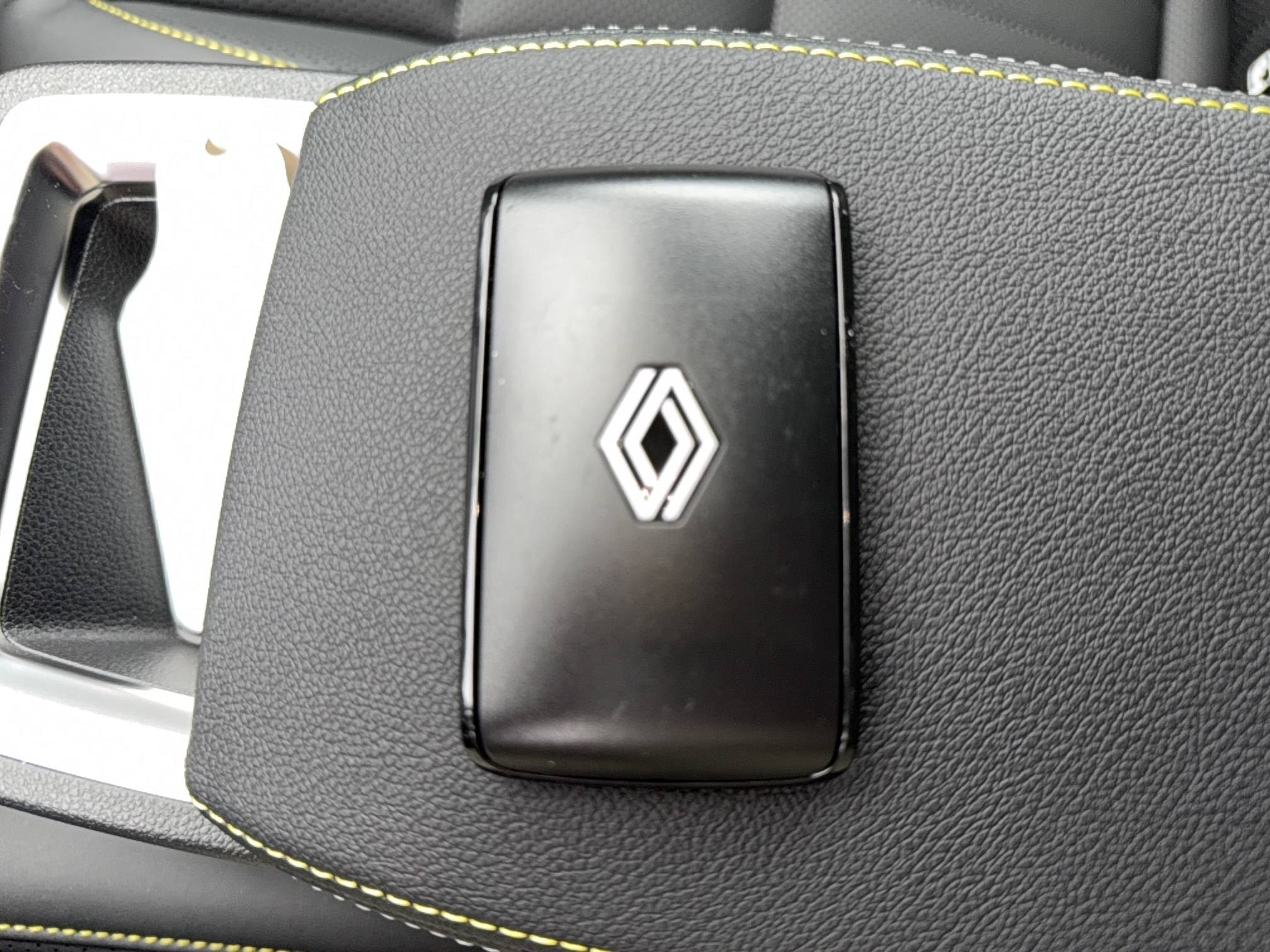 Vente en ligne Renault Megane E-Tech  220 ch autonomie confort GSR2 au prix de 40 280 €