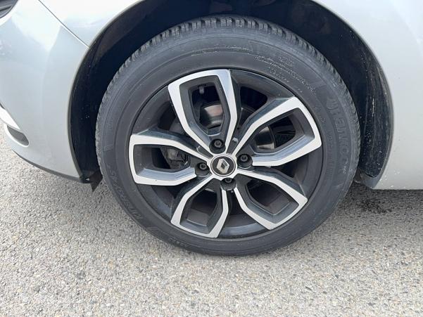 Vente en ligne Renault Clio 4 Clio TCe 90 E6C au prix de 11 990 €