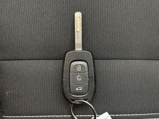 Vente en ligne Dacia Sandero  ECO-G 100 au prix de 14 480 €