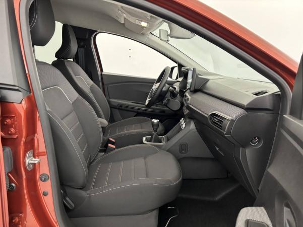 Vente en ligne Dacia Jogger  TCe 110 7 places au prix de 18 990 €