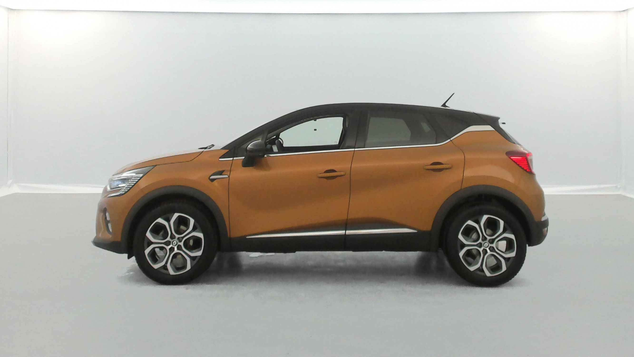 Vente en ligne Renault Captur  TCe 90 - 21 au prix de 17 680 €