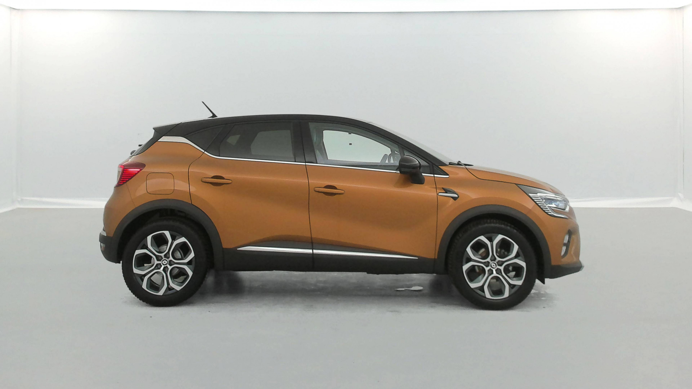 Vente en ligne Renault Captur  TCe 90 - 21 au prix de 17 680 €