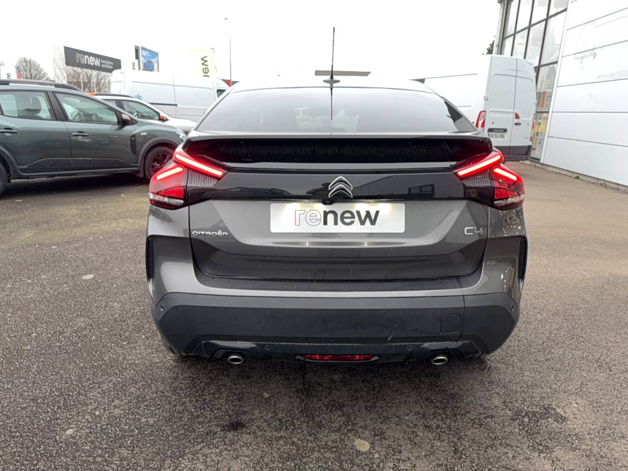 Vente en ligne Citroën C4  BlueHDi 130 S&S EAT8 au prix de 18 980 €