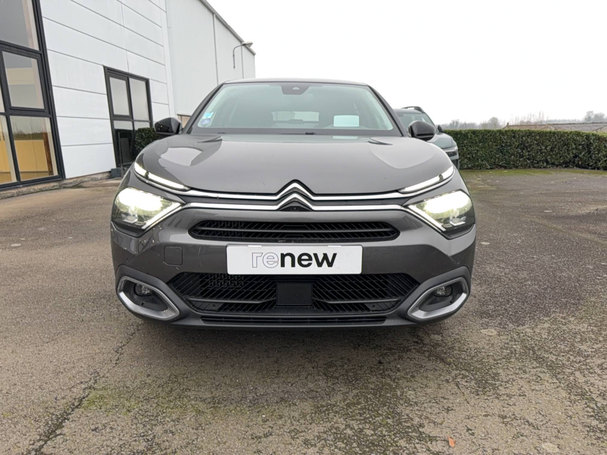 Vente en ligne Citroën C4  BlueHDi 130 S&S EAT8 au prix de 18 980 €