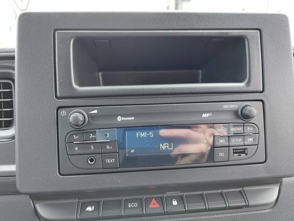 Vente en ligne Renault Master Fourgon MASTER FGN TRAC F3300 L2H2 BLUE DCI 110 au prix de 28 490 €
