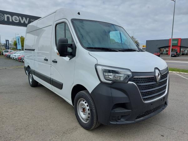 Vente en ligne Renault Master 3 Fourgon MASTER FGN TRAC F3300 L2H2 BLUE DCI 110 au prix de 32 990 €