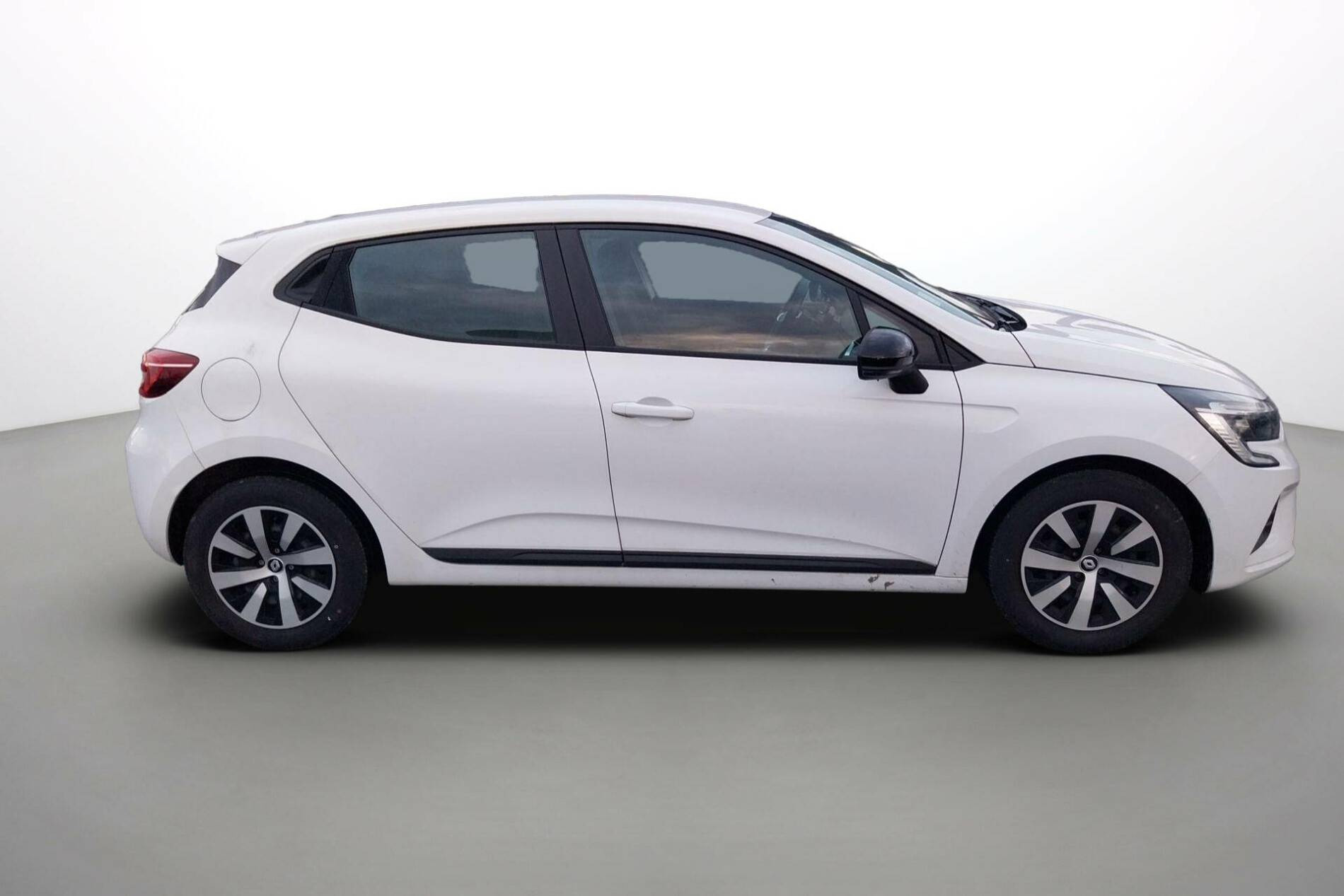 Vente en ligne Renault Clio 5 Clio TCe 90 au prix de 15 280 €