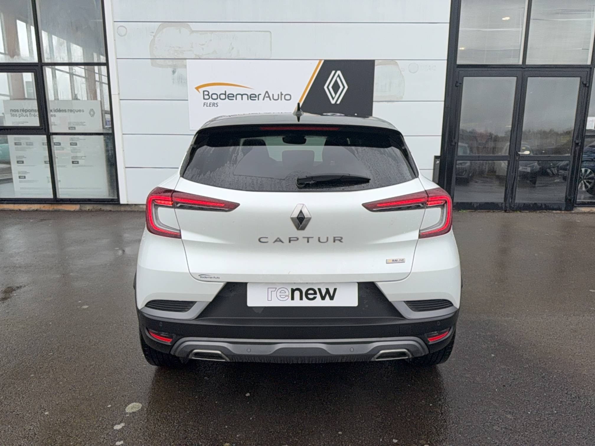 Vente en ligne Renault Captur  TCe 140 EDC - 21B au prix de 19 990 €