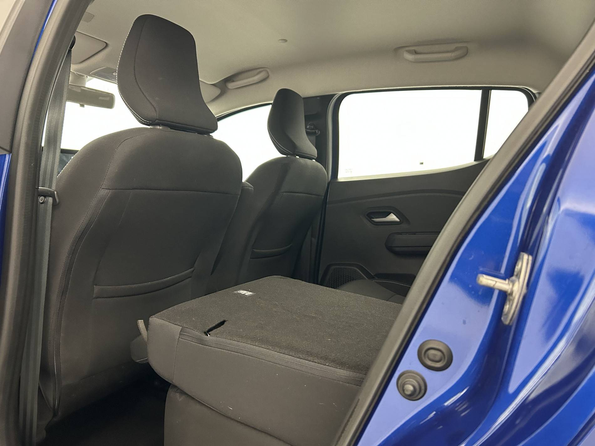 Vente en ligne Dacia Sandero  ECO-G 100 au prix de 14 900 €