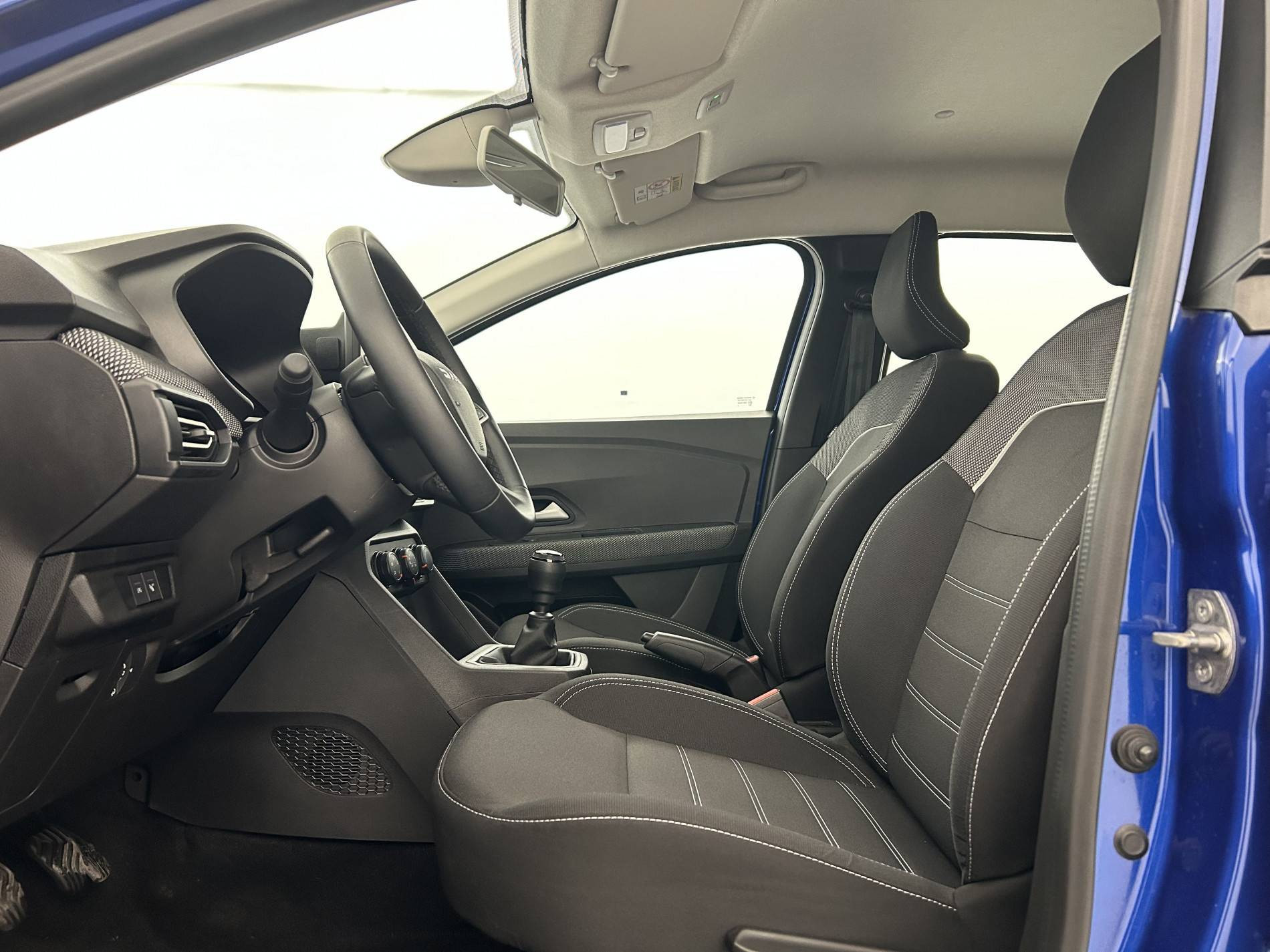 Vente en ligne Dacia Sandero  ECO-G 100 au prix de 14 900 €