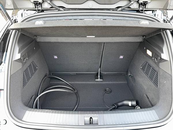 Vente en ligne Renault Megane E-Tech  220 ch autonomie confort au prix de 40 990 €