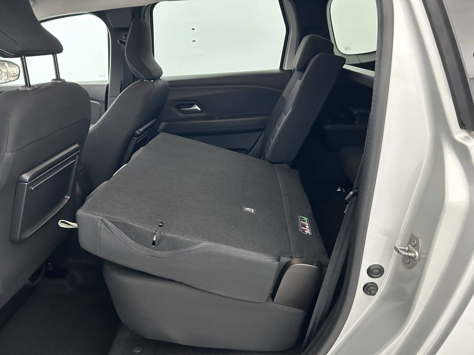 Vente en ligne Dacia Jogger  ECO-G 100 7 places au prix de 17 680 €