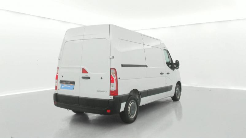 Vente en ligne Renault Master 3 Fourgon MASTER FGN TRAC F3500 L2H2 DCI 135 au prix de 24 900 €