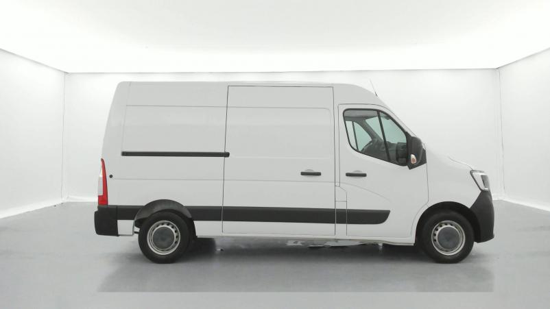 Vente en ligne Renault Master 3 Fourgon MASTER FGN TRAC F3500 L2H2 DCI 135 au prix de 24 900 €