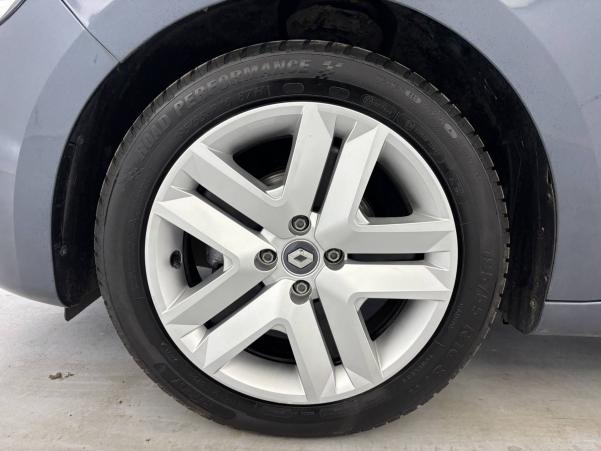 Vente en ligne Renault Clio 5 Clio SCe 65 - 21N au prix de 11 890 €