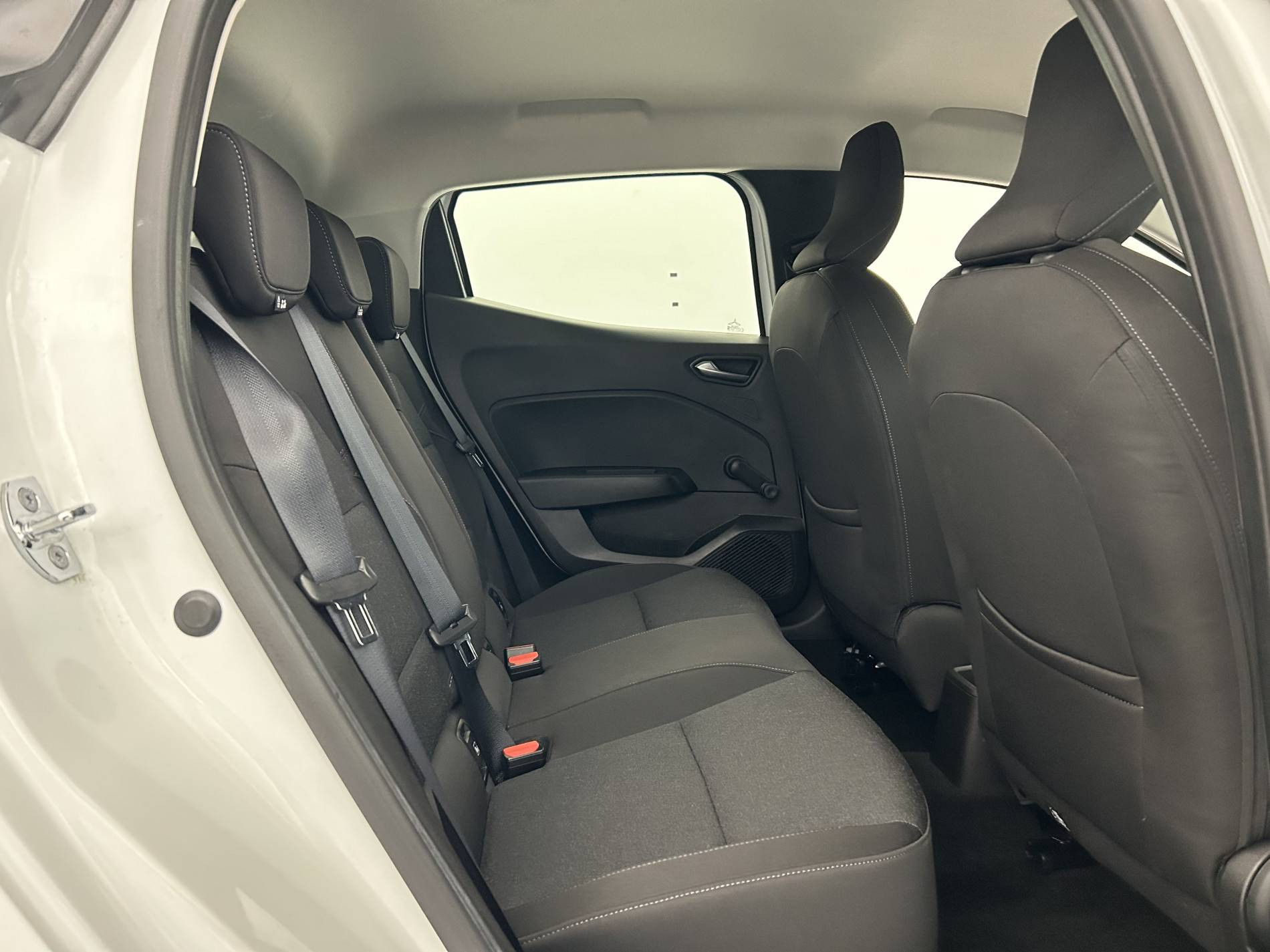 Vente en ligne Renault Clio 5 Clio TCe 90 au prix de 13 490 €