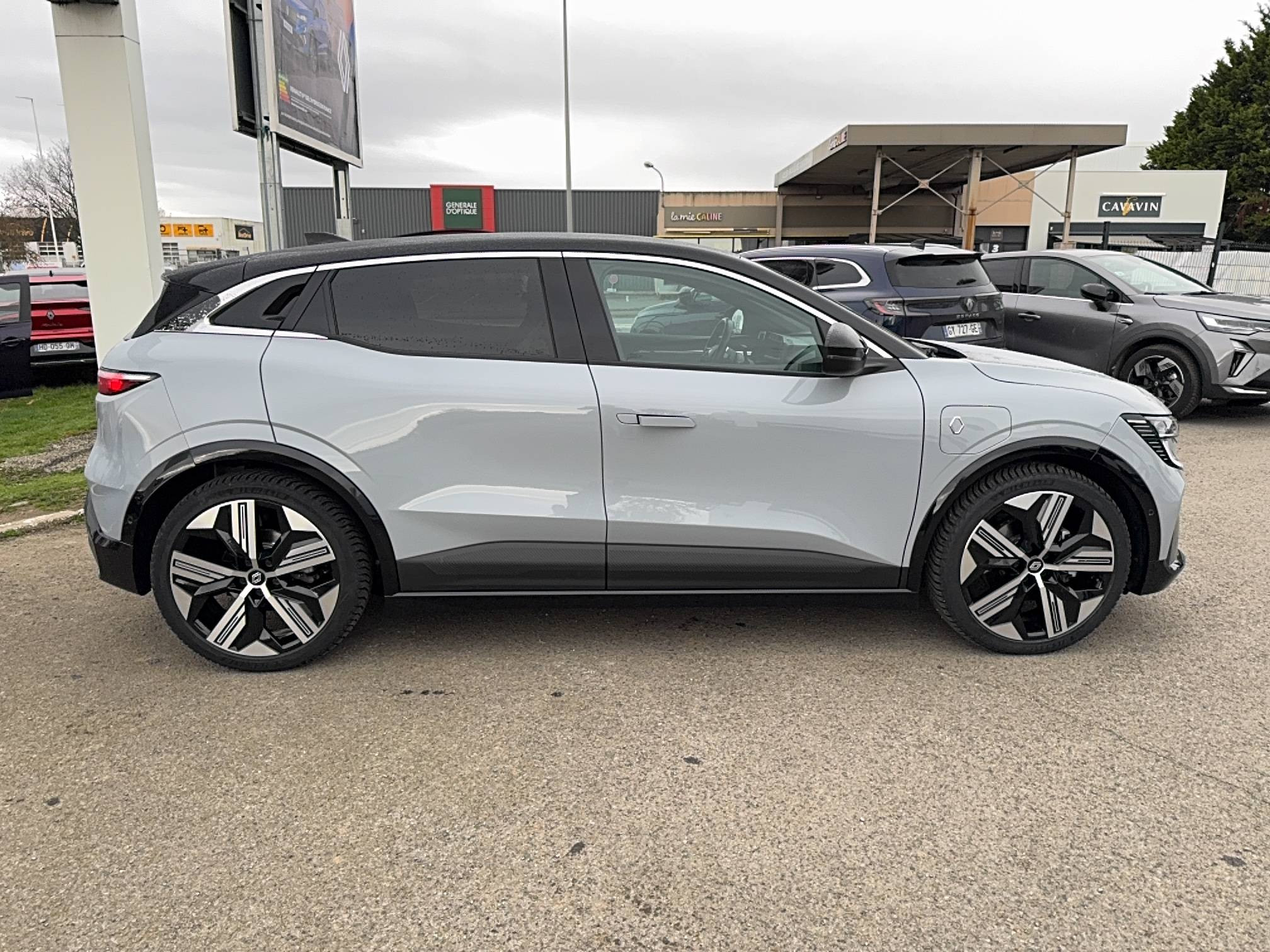 Vente en ligne Renault Megane E-Tech  EV60 220 ch optimum charge au prix de 22 680 €