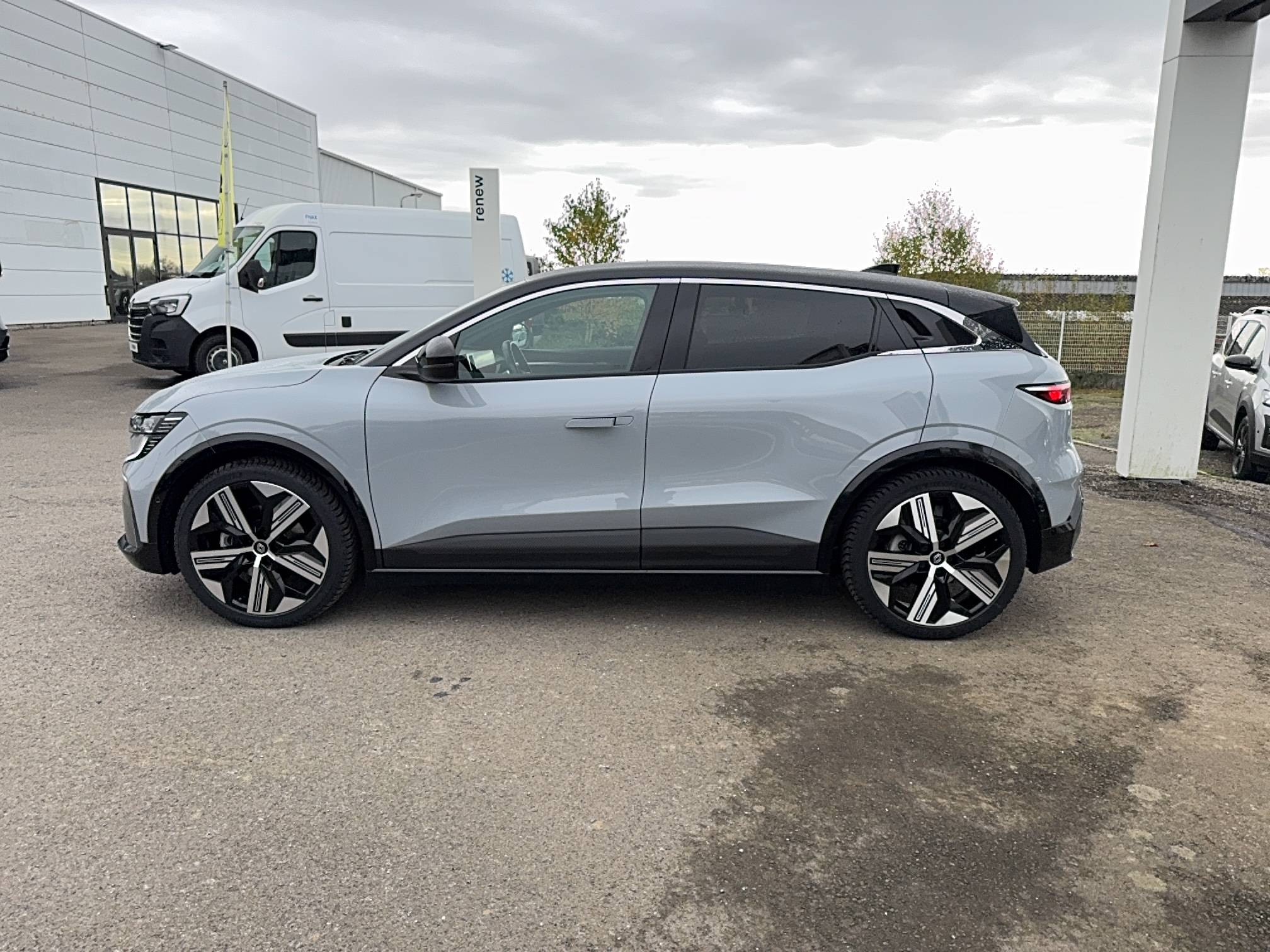 Vente en ligne Renault Megane E-Tech  EV60 220 ch optimum charge au prix de 22 680 €