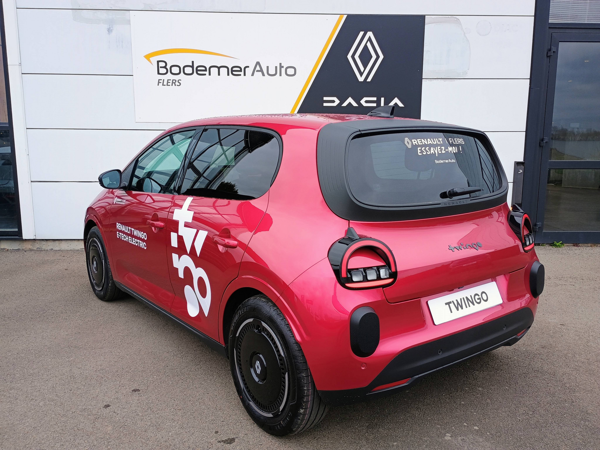 Vente en ligne Renault Twingo Electrique  80 ch autonomie urbaine au prix de 21 680 €