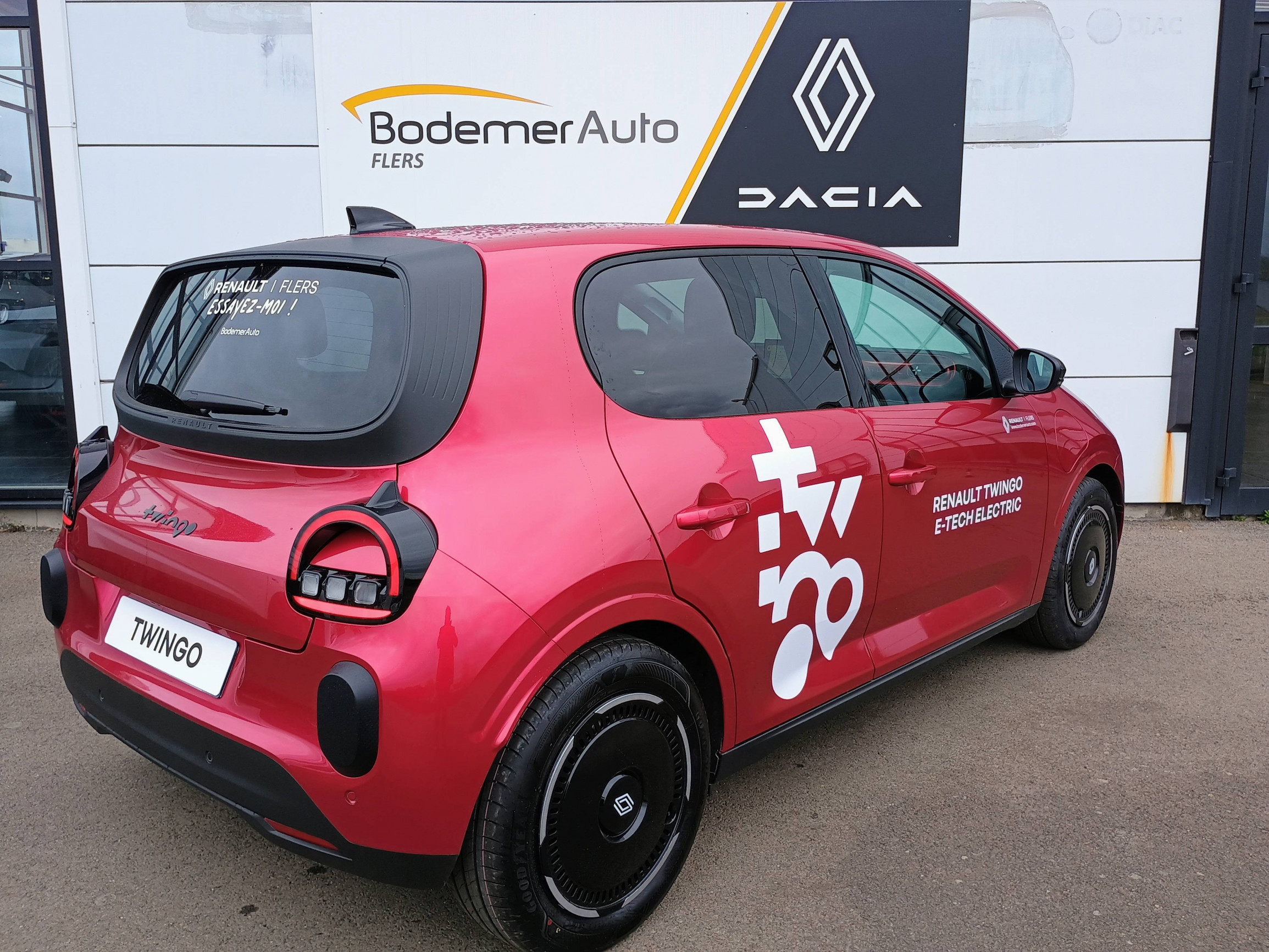 Vente en ligne Renault Twingo Electrique  80 ch autonomie urbaine au prix de 21 680 €