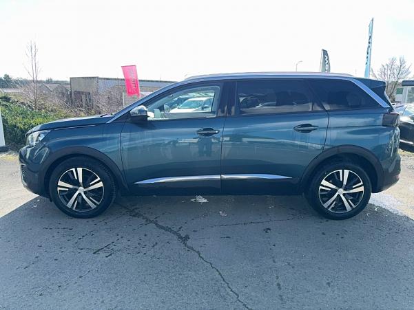 Vente en ligne Peugeot 5008  PureTech 130ch S&S BVM6 au prix de 14 990 €