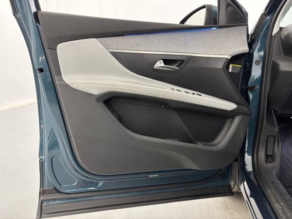 Vente en ligne Peugeot 5008  PureTech 130ch S&S BVM6 au prix de 14 990 €