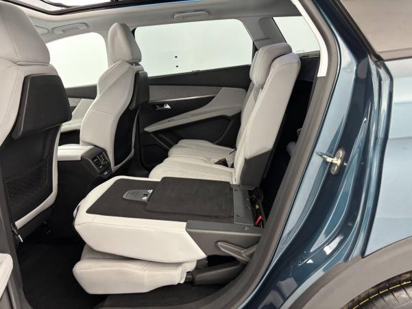 Vente en ligne Peugeot 5008  PureTech 130ch S&S BVM6 au prix de 14 990 €