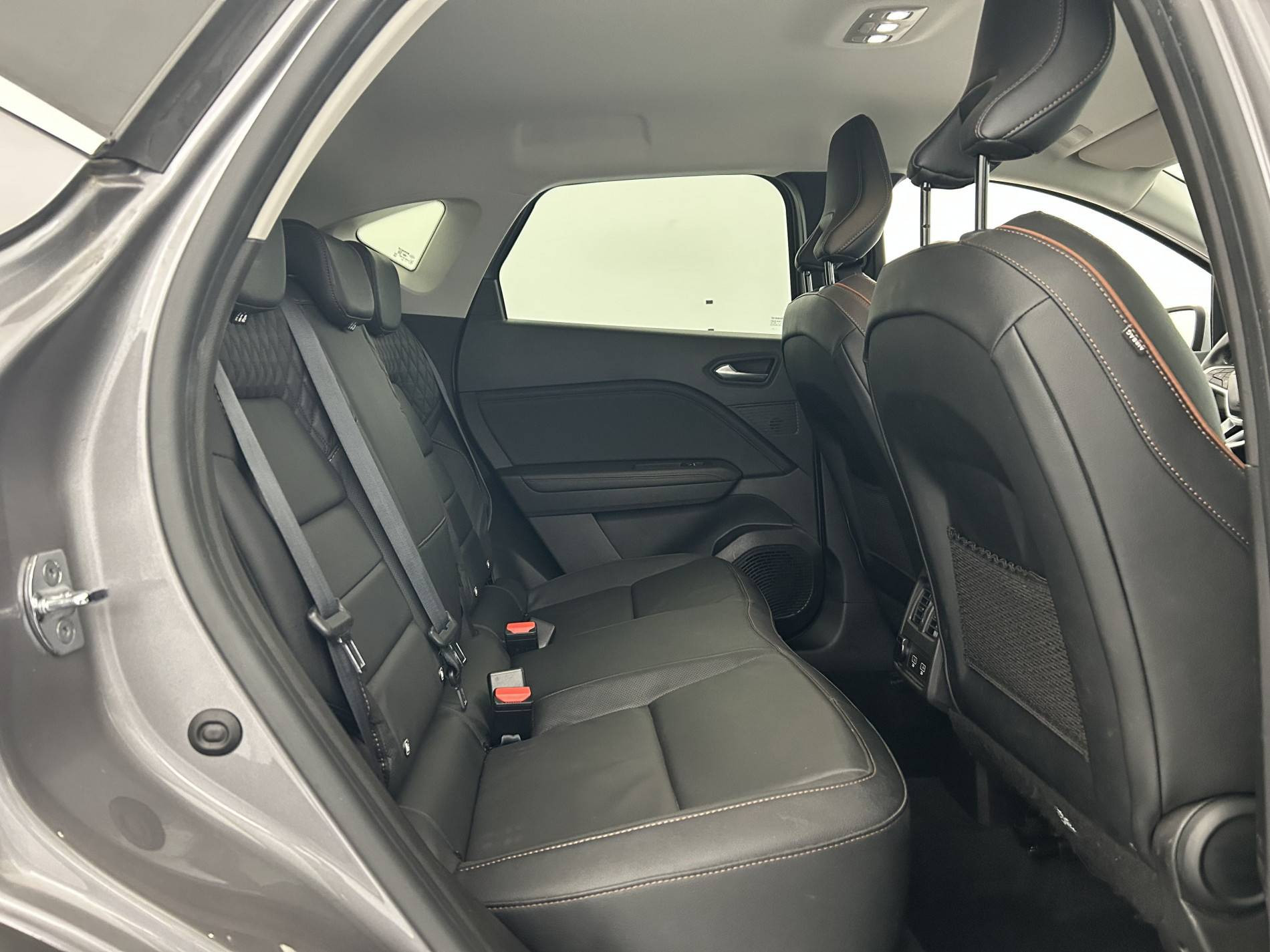 Vente en ligne Renault Captur  E-Tech 145 - 21B au prix de 20 980 €