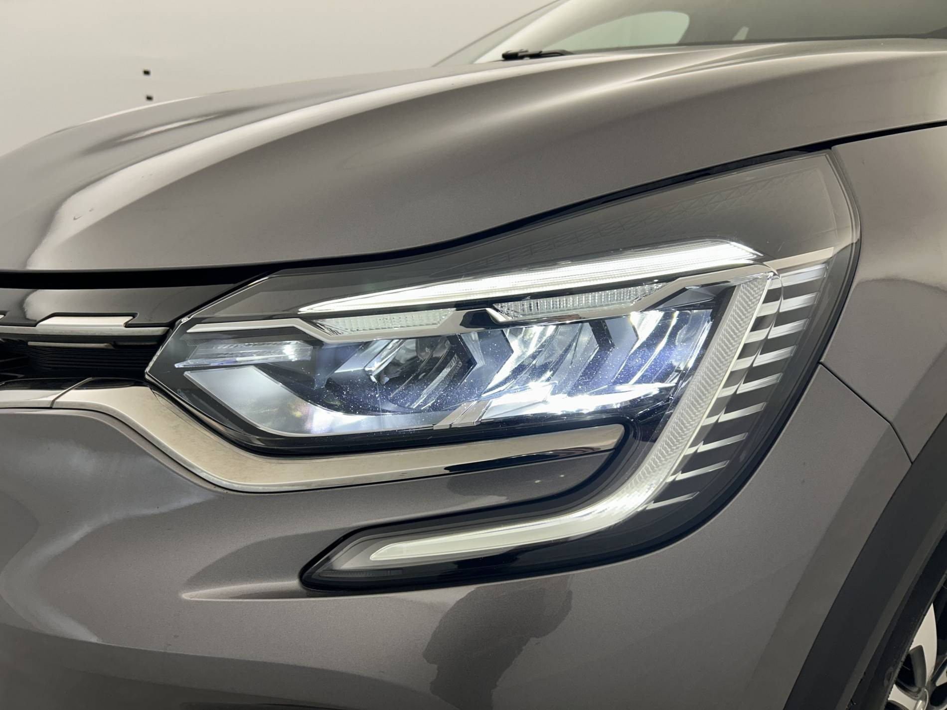 Vente en ligne Renault Captur  E-Tech 145 - 21B au prix de 20 980 €