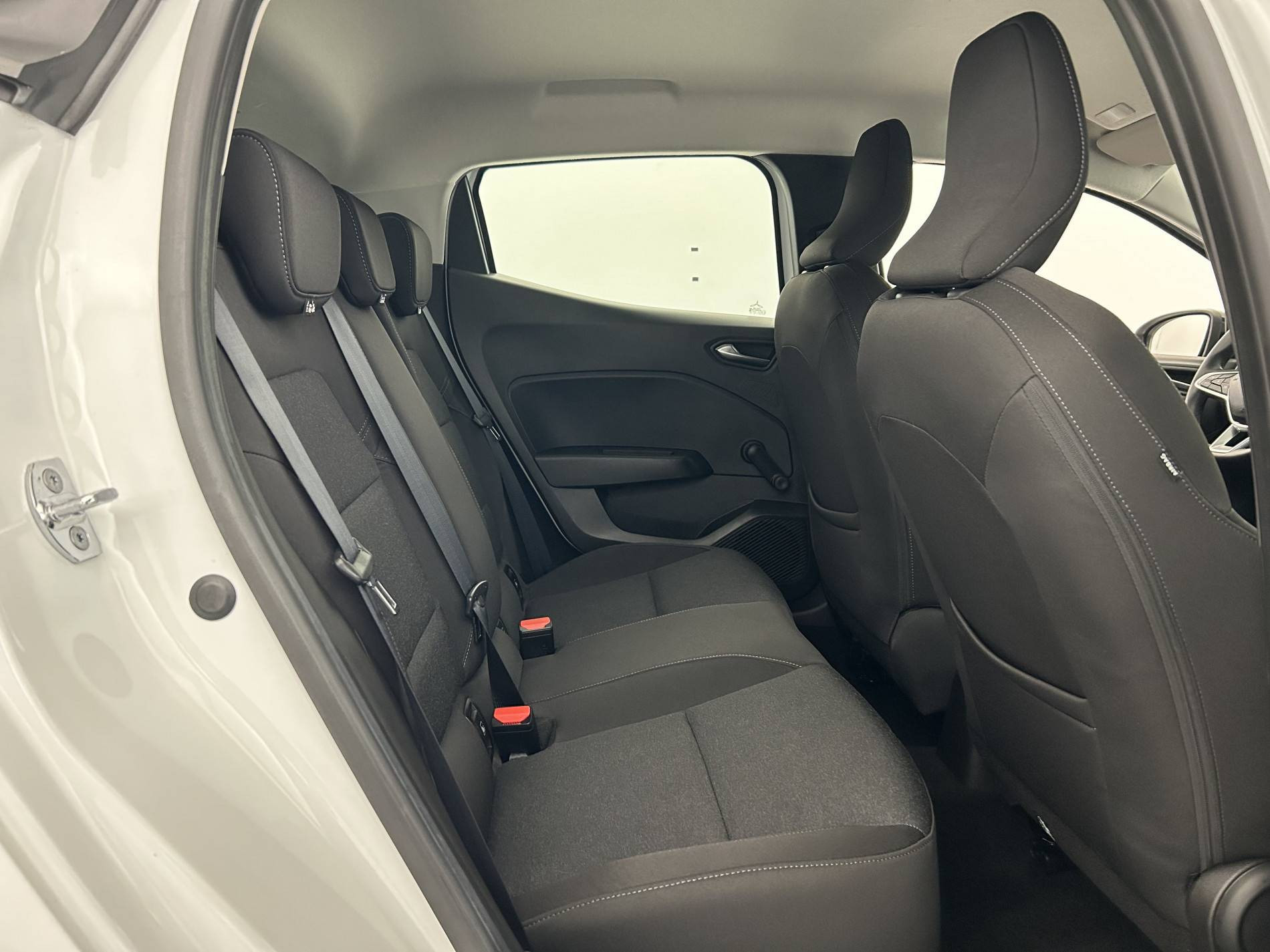 Vente en ligne Renault Clio 5 Clio TCe 90 au prix de 13 480 €