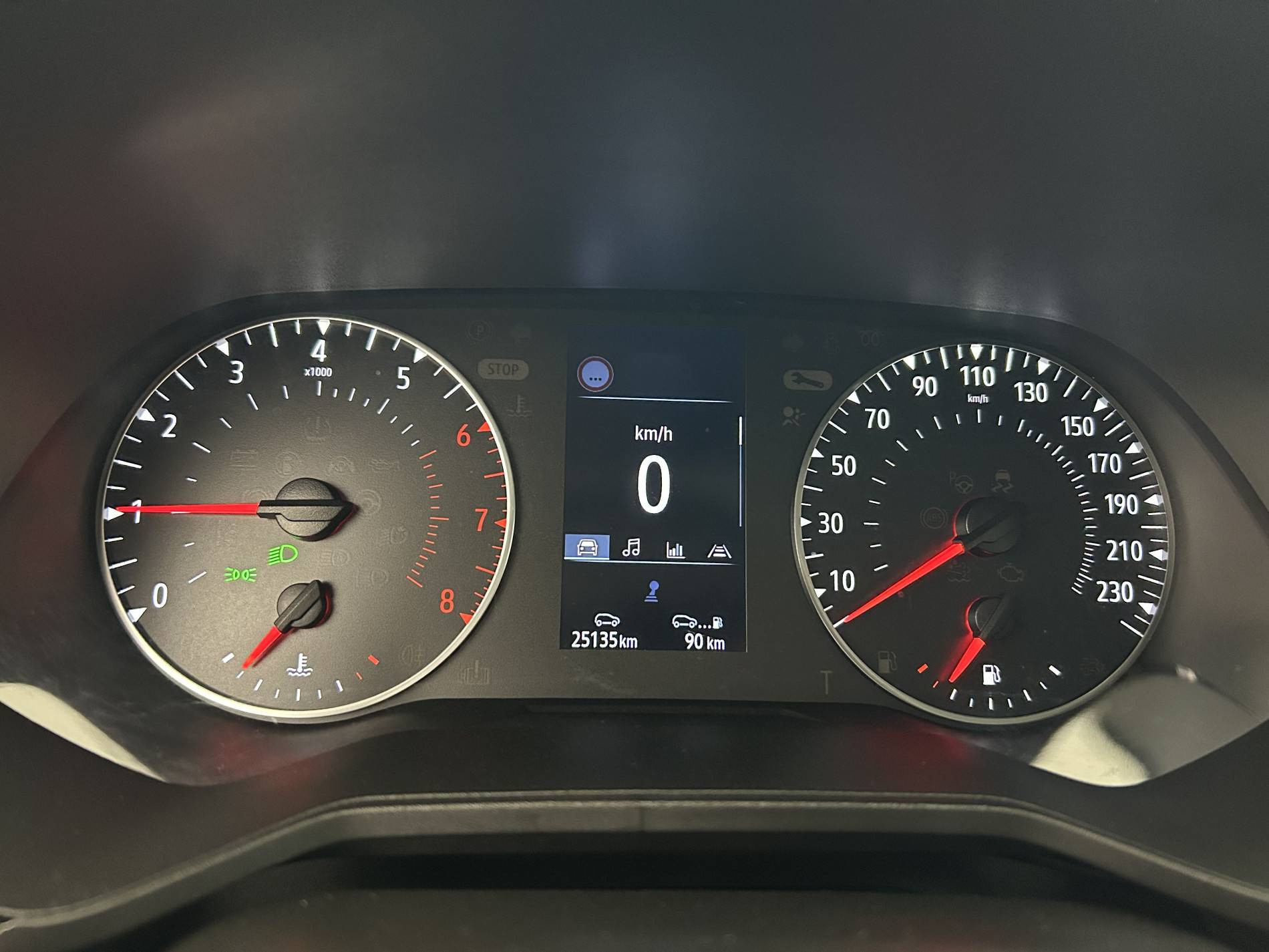 Vente en ligne Renault Clio 5 Clio TCe 90 au prix de 13 480 €