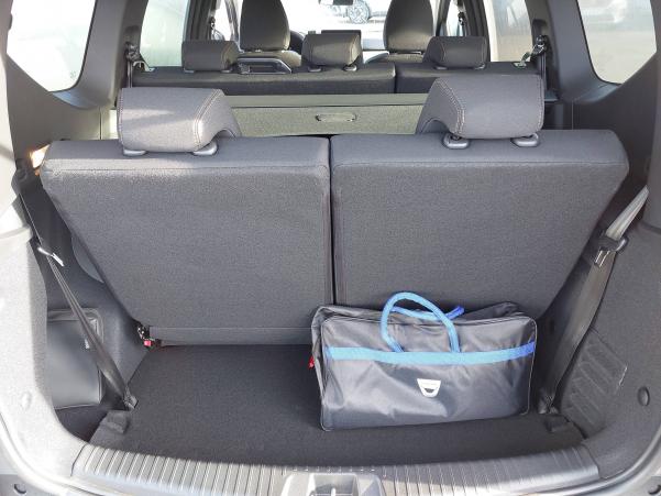 Vente en ligne Dacia Jogger  Hybrid 140 7 places au prix de 25 990 €