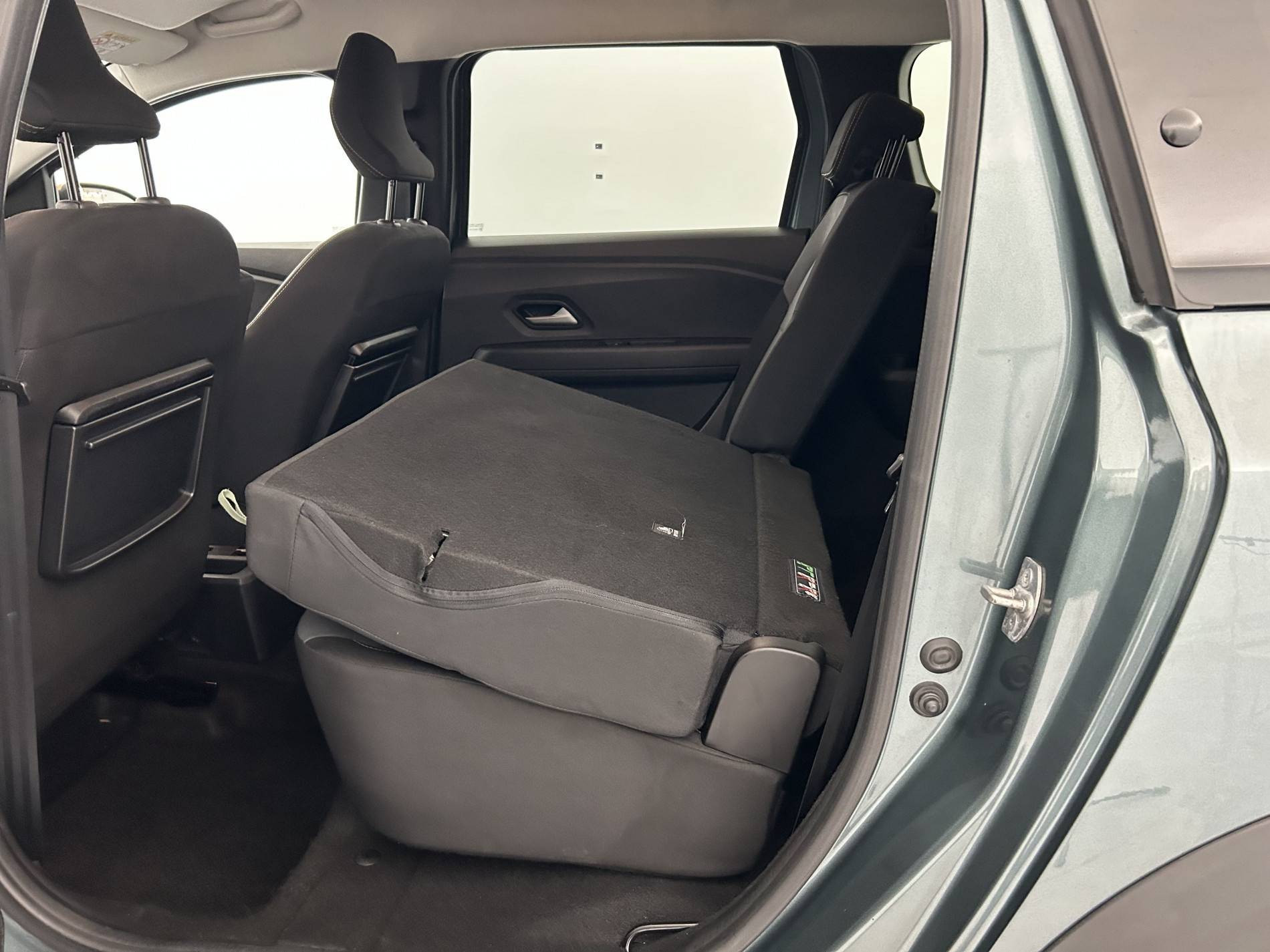 Vente en ligne Dacia Jogger  ECO-G 100 7 places au prix de 19 180 €