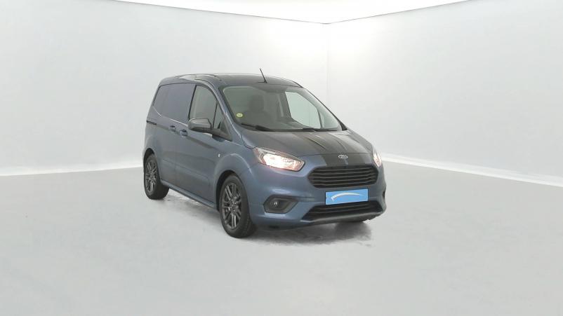 Vente en ligne Ford Transit Courier TRANSIT COURIER FGN 1.5 TDCI 100 BV6 au prix de 15 990 €