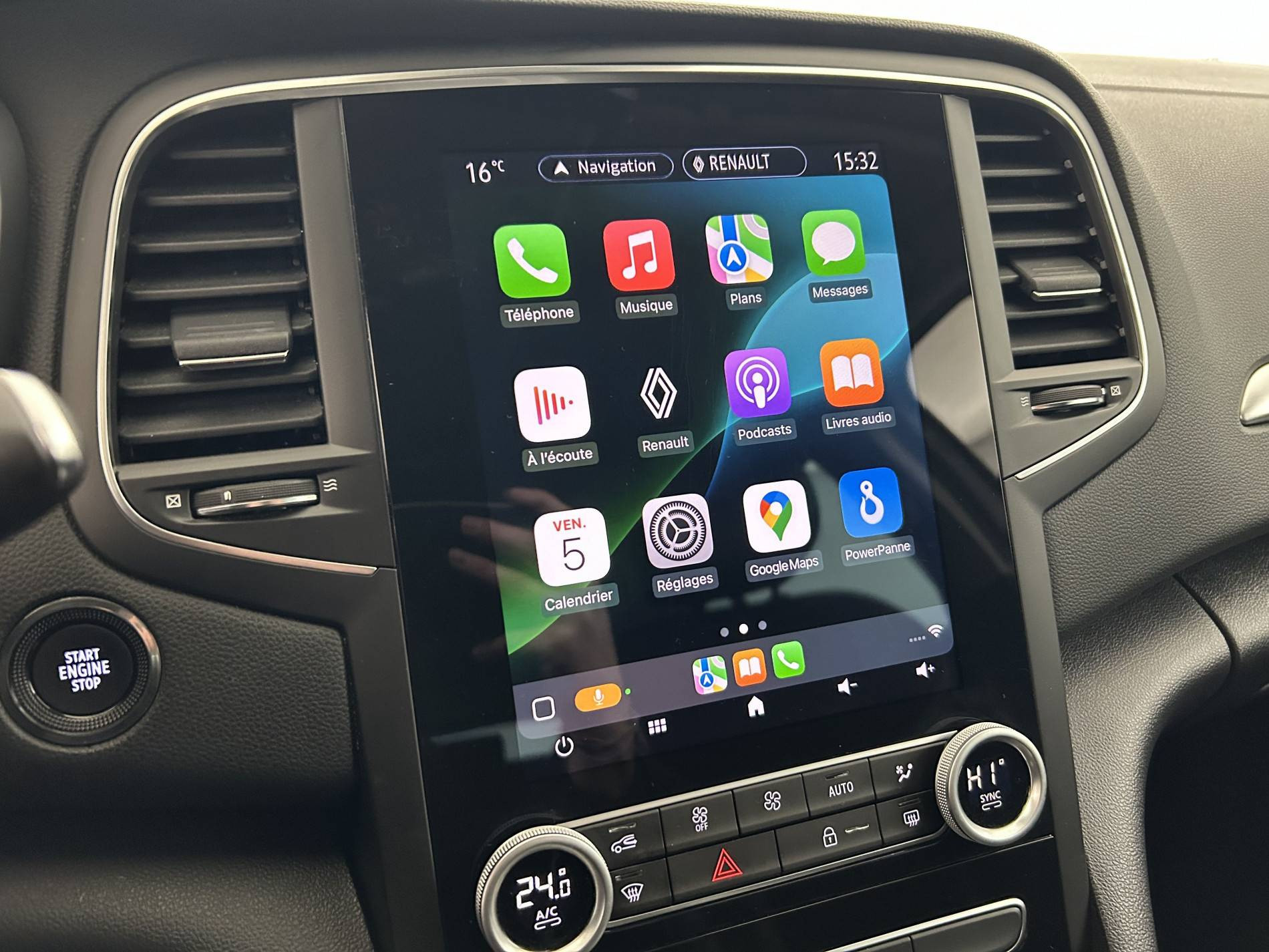 Vente en ligne Renault Megane 4 Estate  Blue dCi 115 EDC au prix de 21 300 €