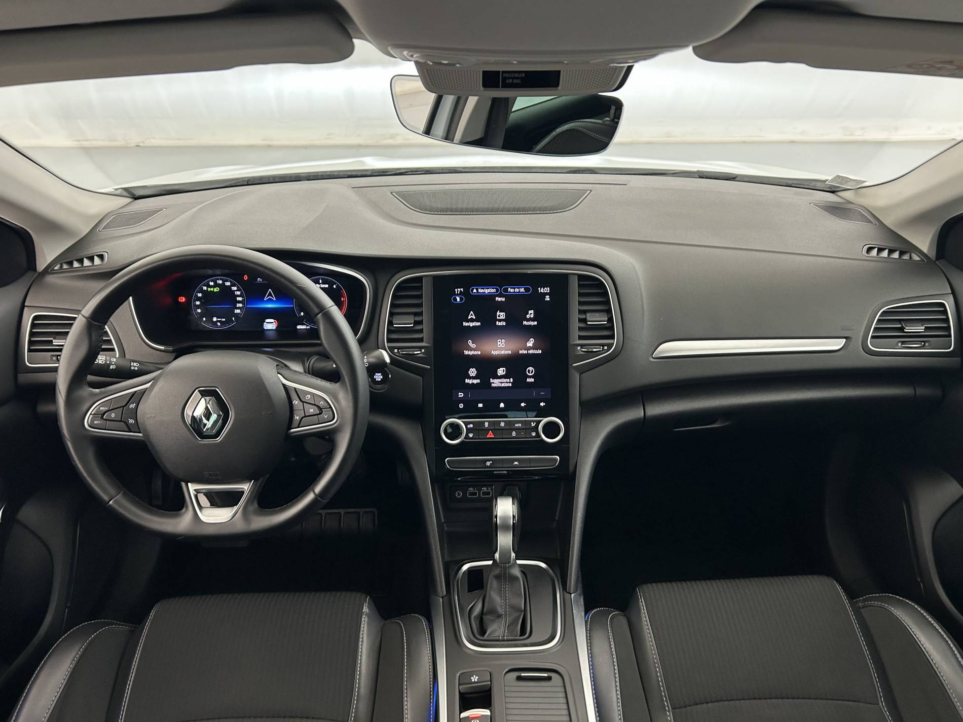 Vente en ligne Renault Megane 4 Estate  Blue dCi 115 EDC au prix de 21 300 €