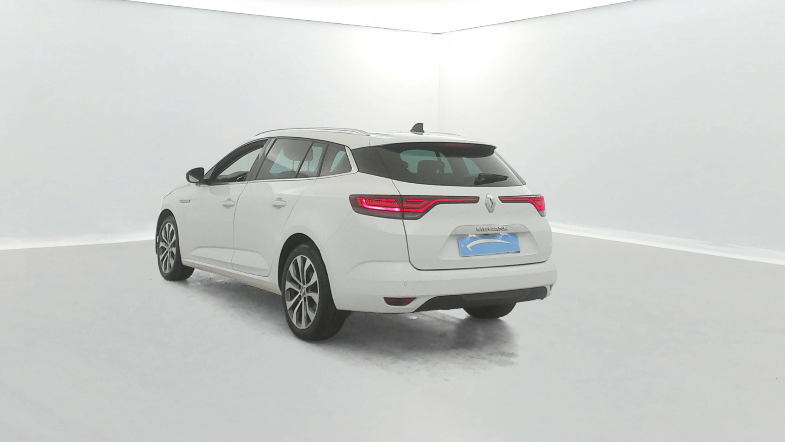 Vente en ligne Renault Megane 4 Estate  Blue dCi 115 EDC au prix de 21 300 €