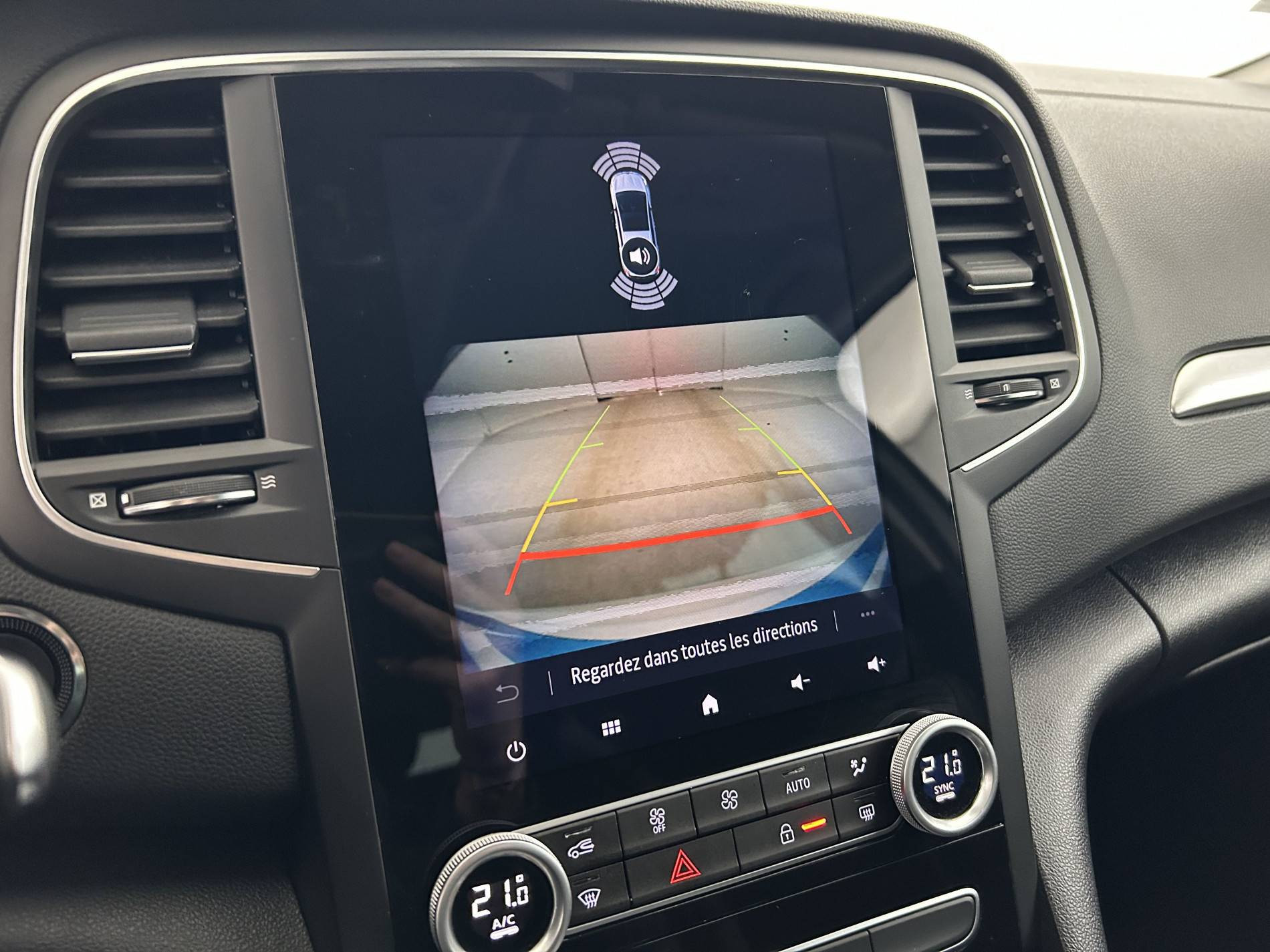 Vente en ligne Renault Megane 4 Estate  Blue dCi 115 EDC au prix de 21 300 €