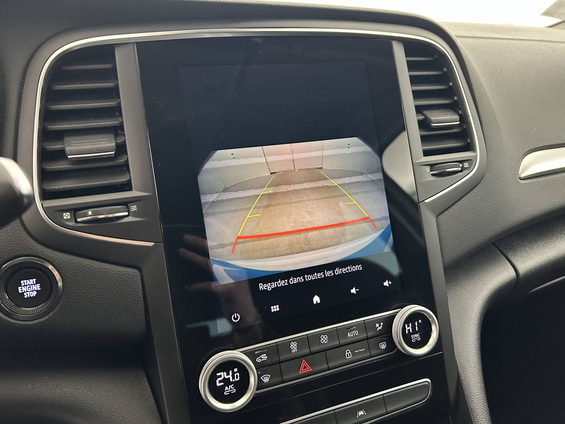 Vente en ligne Renault Megane 4 Estate  Blue dCi 115 EDC au prix de 21 300 €