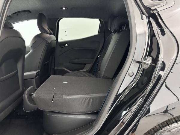 Vente en ligne Renault Clio 5 Clio E-Tech full hybrid 145 au prix de 21 870 €