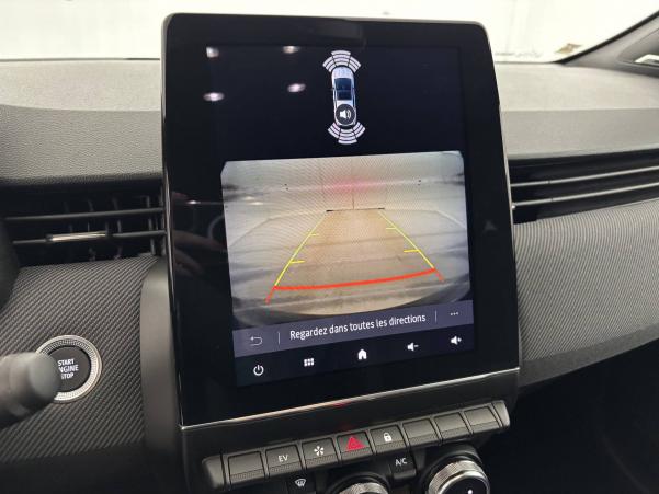 Vente en ligne Renault Clio 5 Clio E-Tech full hybrid 145 au prix de 21 870 €