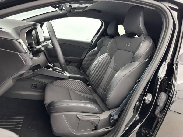 Vente en ligne Renault Clio 5 Clio E-Tech full hybrid 145 au prix de 21 870 €