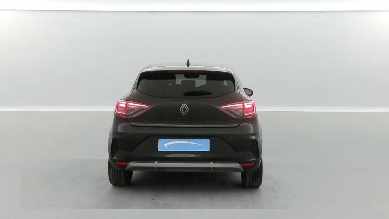 Vente en ligne Renault Clio 5 Clio E-Tech full hybrid 145 au prix de 21 870 €